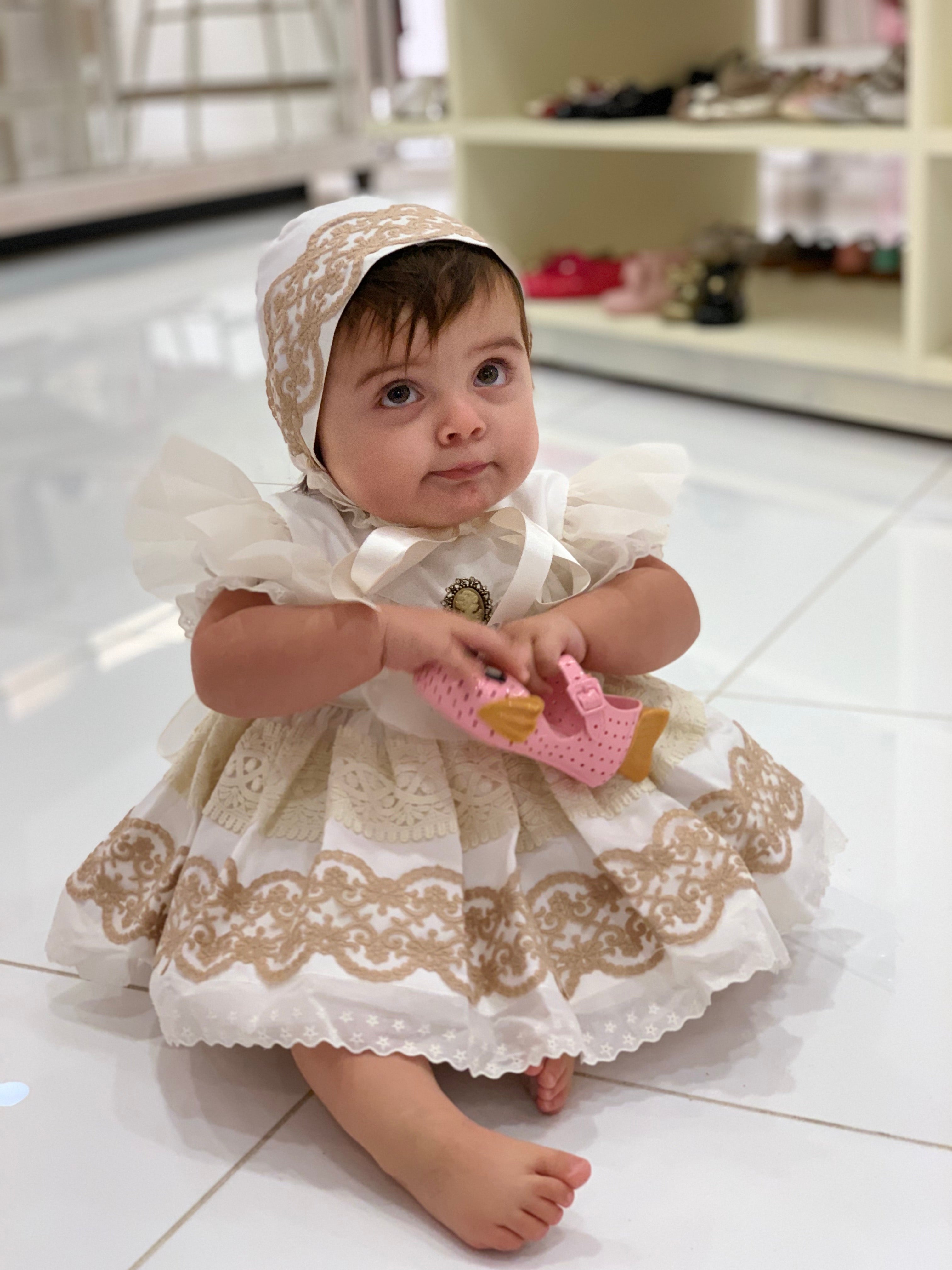 Victoria Bonnet